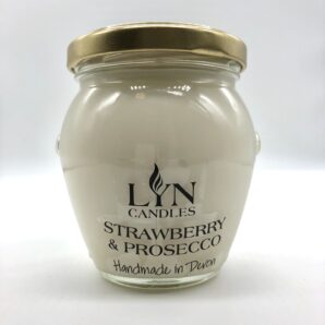 Lyn Candle in Strawberry & Prosecco