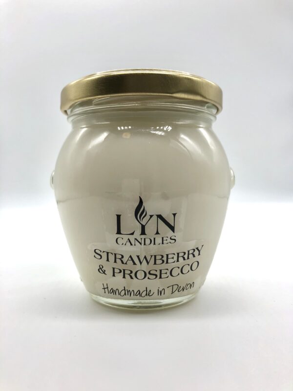 Lyn Candle in Strawberry & Prosecco