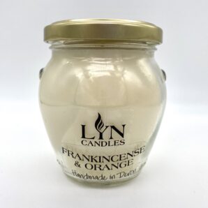 Frankincense & Orange scented lyn candle